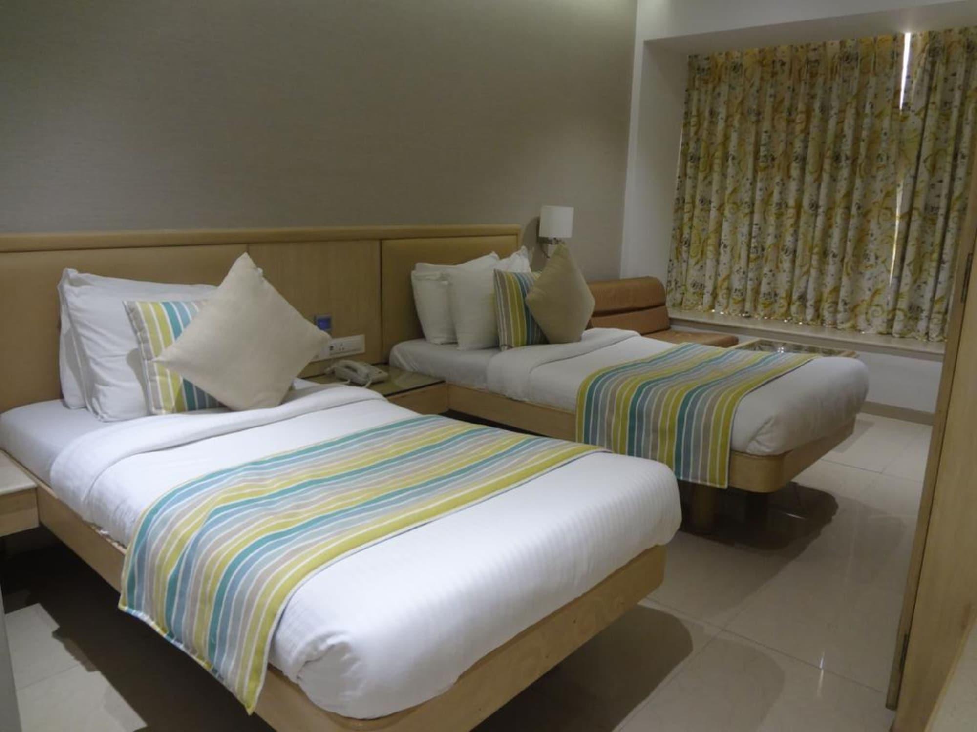 Hotel Suncity Apollo - Gateway Of India Mumbai Exterior foto
