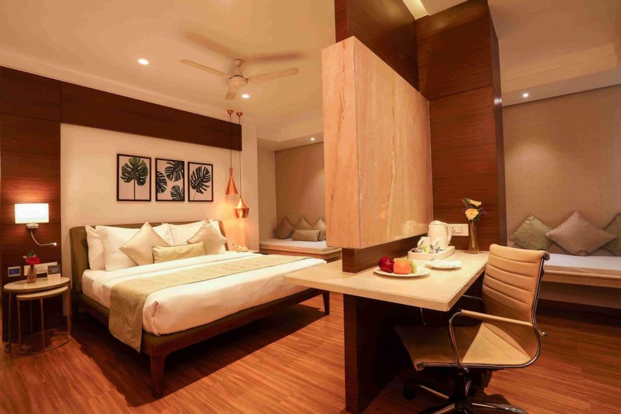 Hotel Suncity Apollo - Gateway Of India Mumbai Exterior foto