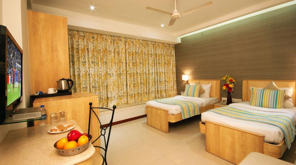 Hotel Suncity Apollo - Gateway Of India Mumbai Exterior foto